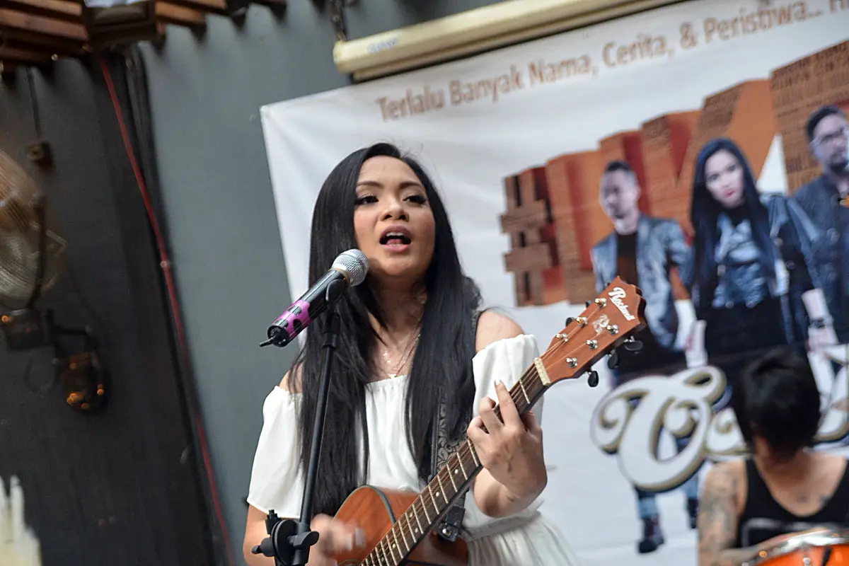 [Bintang] 8 Tahun Berkarya, Akhirnya Cokelat Rilis Album Baru
