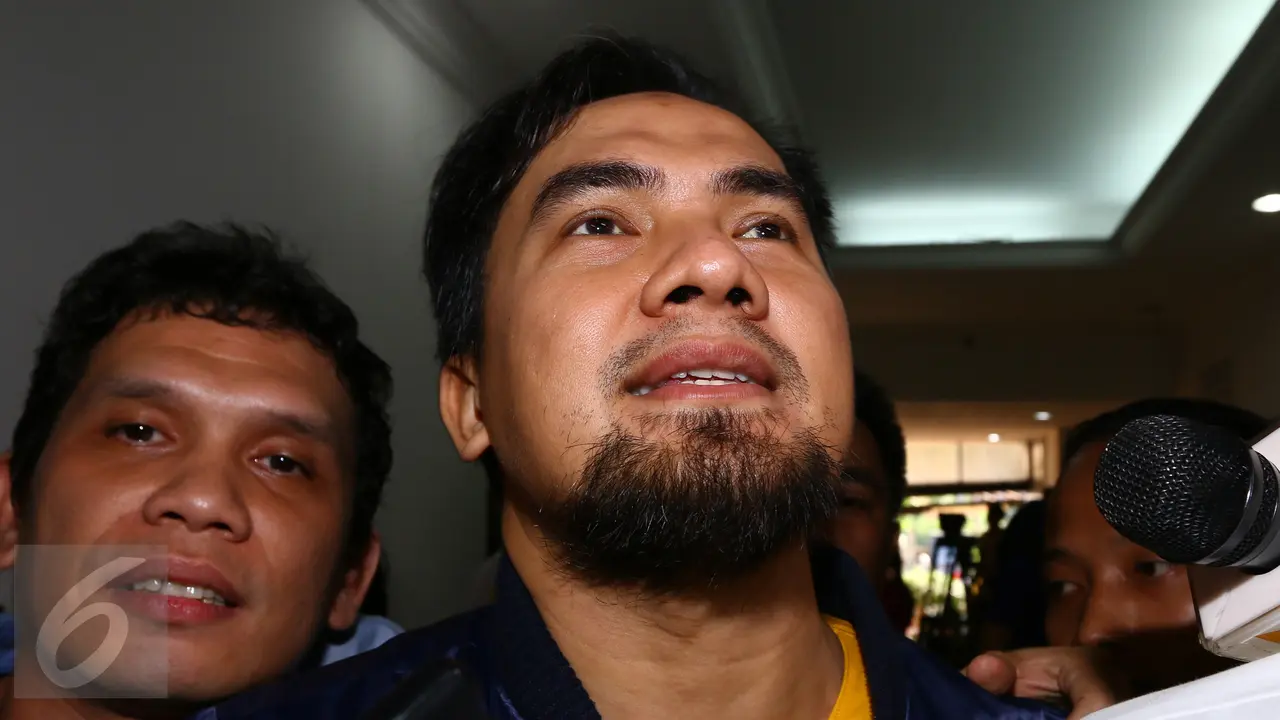 20160316- Saipul Jamil Diperiksa Polisi-Jakarta- Herman Zakharia