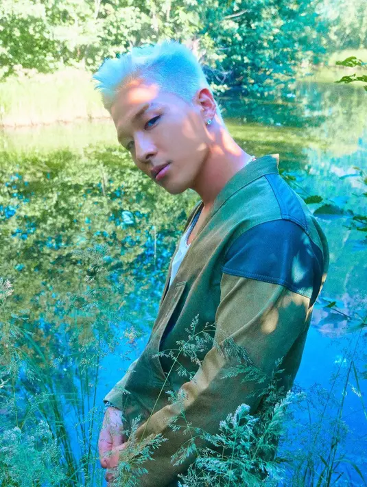 Taeyang tercatat memulai wajib militer pada Maret 2018 lalu, diperkirakan tugas wajib militernya akan selesai pada Desember 2019 mendatang. (Foto: instagram.com/__youngbae__)