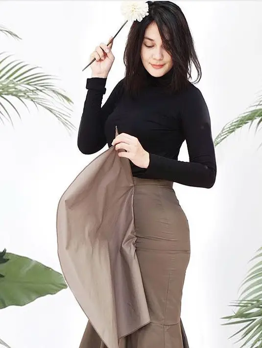 Tak seperti pasangan kekasih yang lainnya, Luna Maya tidak merayakan hari valentine. Ia juga tidak memiliki tradisi khusus di hari kasih sayang yang jatuh setiap tanggal 14 Februari. (Instagram/lunamaya)