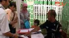 Sistem online sudah dapat diakses para orangtua siswa baru SMA untuk melihat hasil penerimaan di sekolah pilihan. Namun, masih saja ada wali murid yang menyerahkan fomulir ke sekolah. 