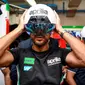 Aprilia memperkenalkan helm yang dilengkapi fitur augmented reality (AR) (Foto: Motorcycle News).