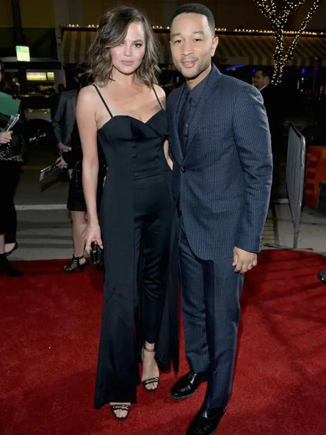 Chrissy Teigen dan John Legend. (AFP/CHARLEY GALLAY/GETTY IMAGES NORTH AMERICA)