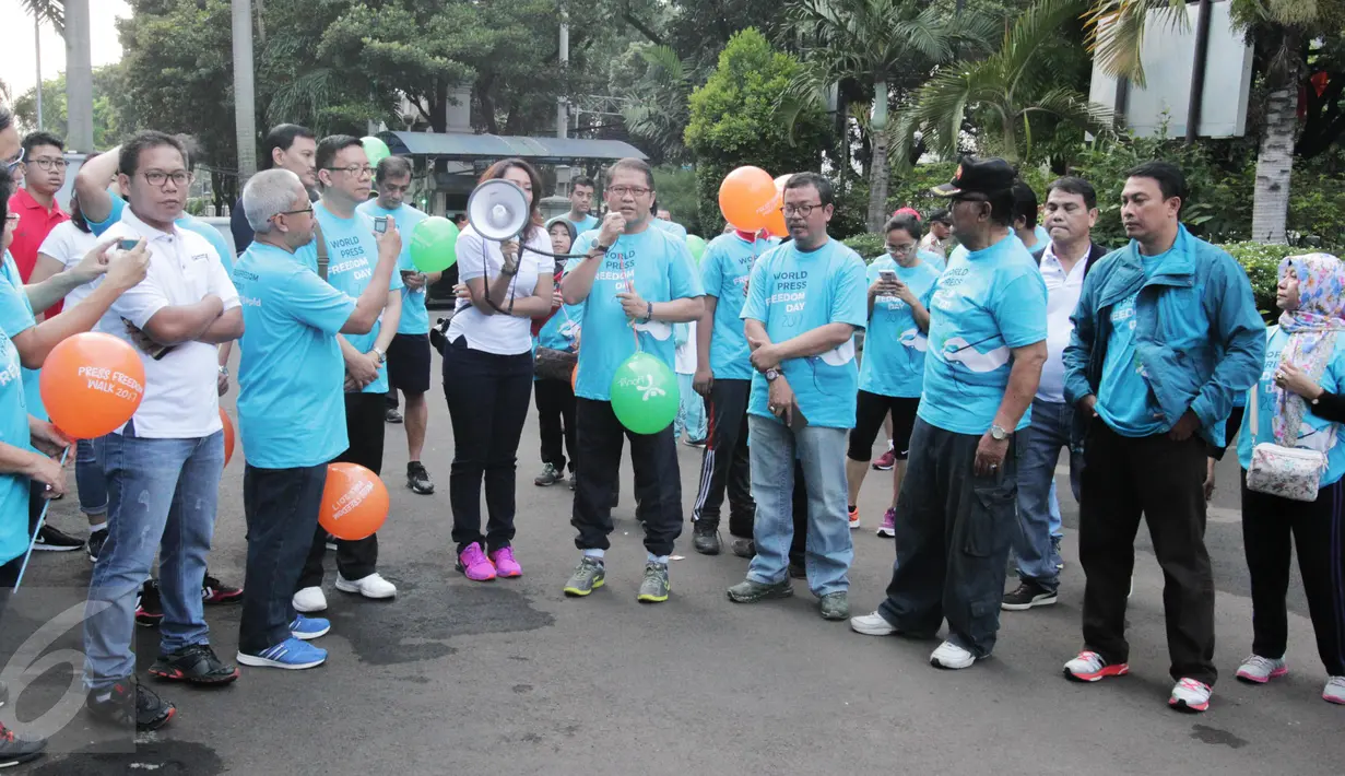 Menkominfo Rudiantara memberi sambutan saat mempromosikan peringatan Hari Kebebasan Pers Dunia (World Press Freedom Day/WPFD) di Jakarta, Minggu (23/4). WPFD ini akan diperingati setiap tanggal 3 Mei. (Liputan6.com/Faizal Fanani)