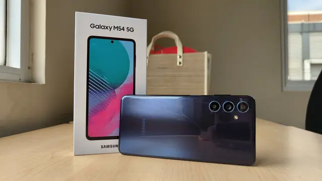 Samsung Galaxy M54