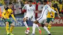 Gelandang Inggris, Marcus Rashford, mengontrol bola saat pertandingan melawan Lithuania pada laga kualifikasi Piala Dunia di Stadion Vilnius, Minggu (8/10/2017). Inggris menang 1-0 atas Lithuania. (AP/Mindaugas Kulbis)