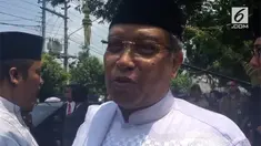 Ketua Umum PBNU Said Aqil Siroj, memberi petuah kepada Kahiyang Ayu dan Bobby Nasution.