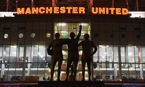 Suasana di luar kandang Manchester United (MU), Old Trafford. (AFP/Oli Scarff)