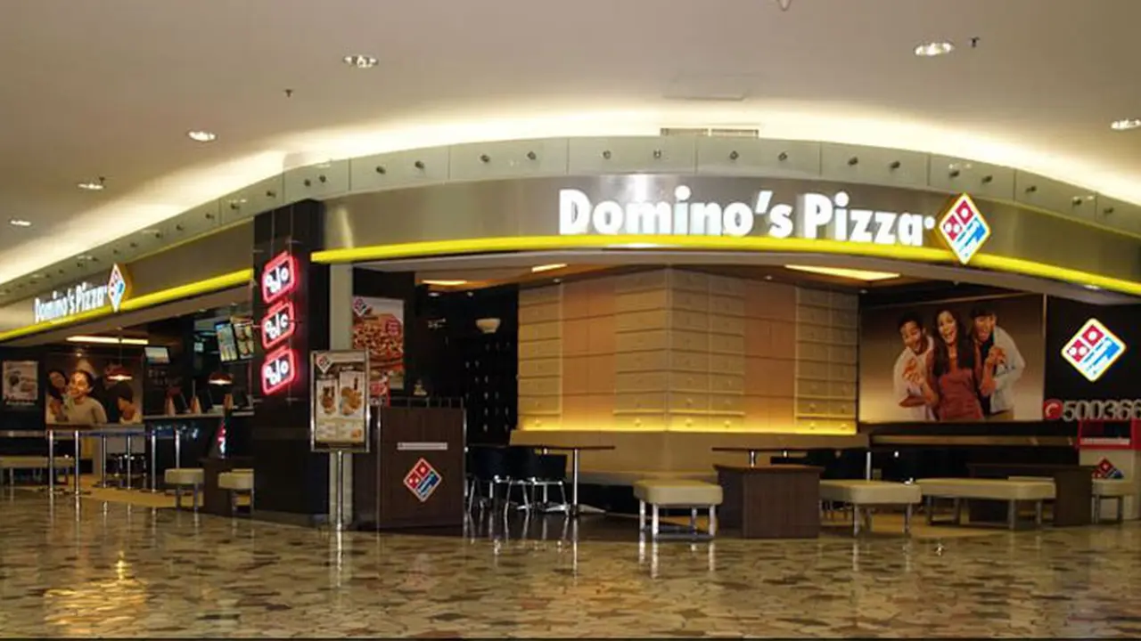 Domino Pizza