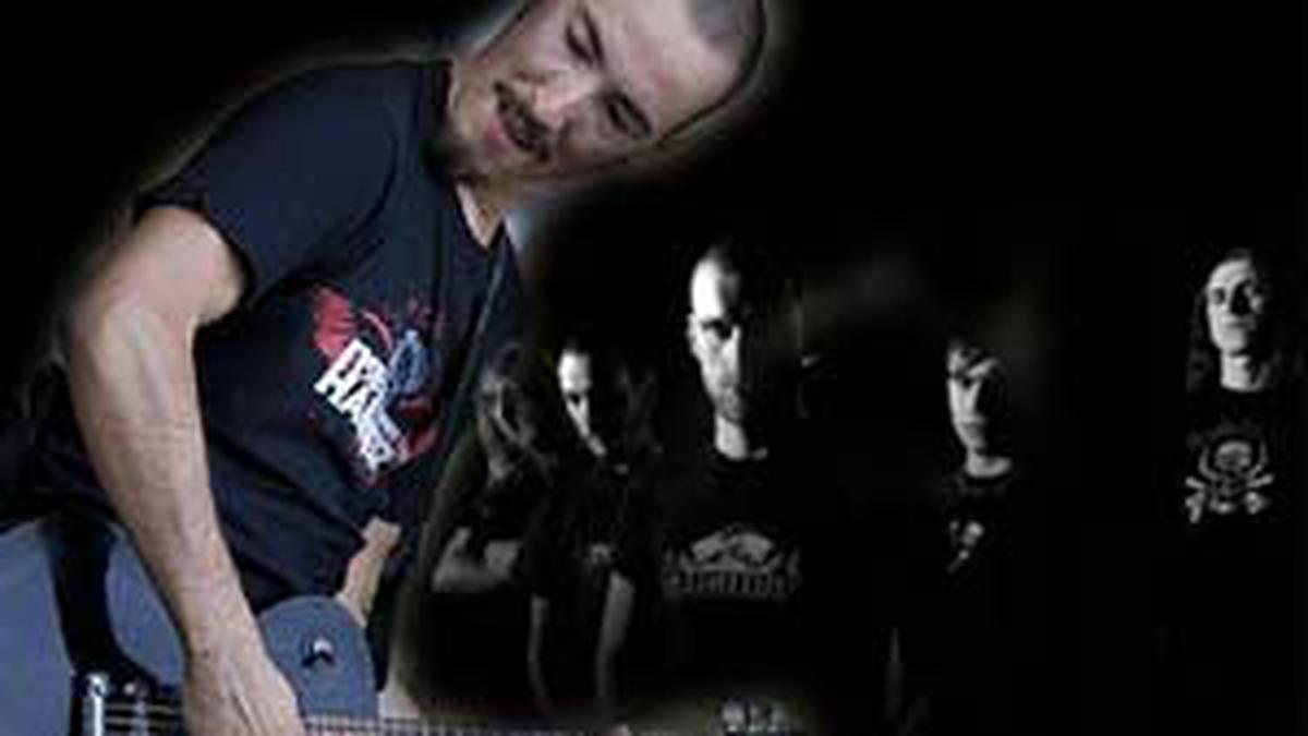 Gitaris Slowmotion Apocalypse Mengidap Leukimia