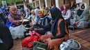 Hari pertama Ramadan, ribuan umat muslim berkumpul di Masjid Istiqlal Jakarta untuk berbuka puasa bersama. (Liputan6.com/Angga Yuniar)