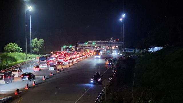 Pemudik Motor Keluhkan Jalur Gelap Menuju Pelabuhan Bakauheni, Waswas Kecelakaan dan Begal