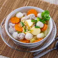 ilustrasi sayur sop/copyright by TAITAI T (Shutterstock)