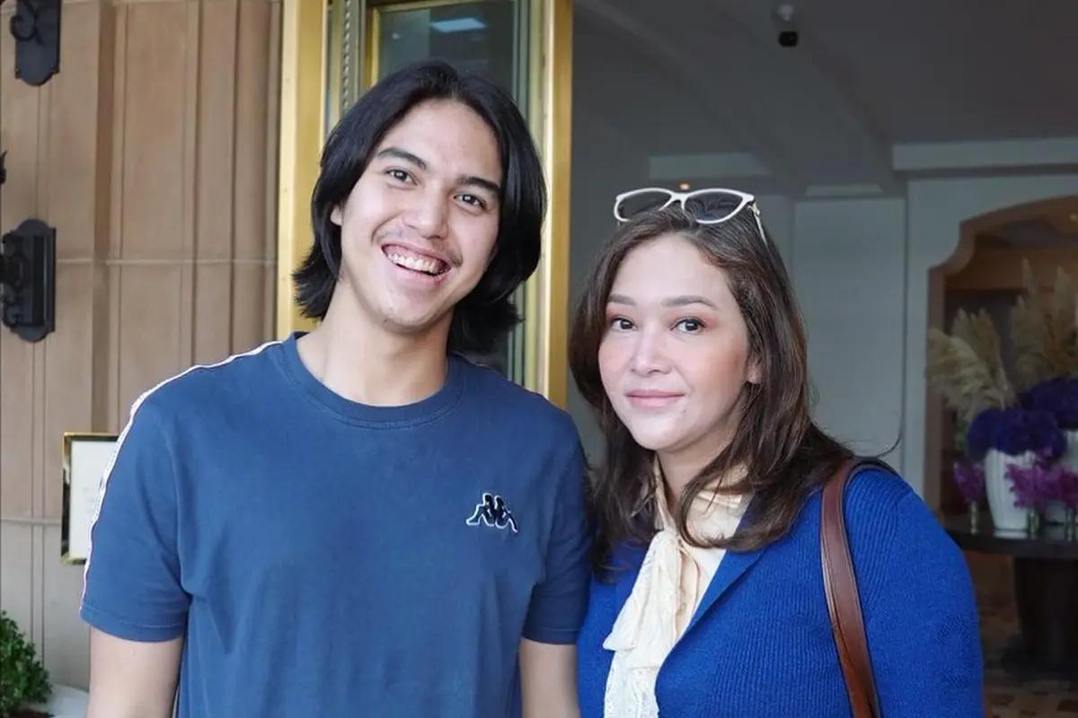 6 Momen Liburan Maia Estianty Ke Los Angeles Bersama Suami dan El Rumi