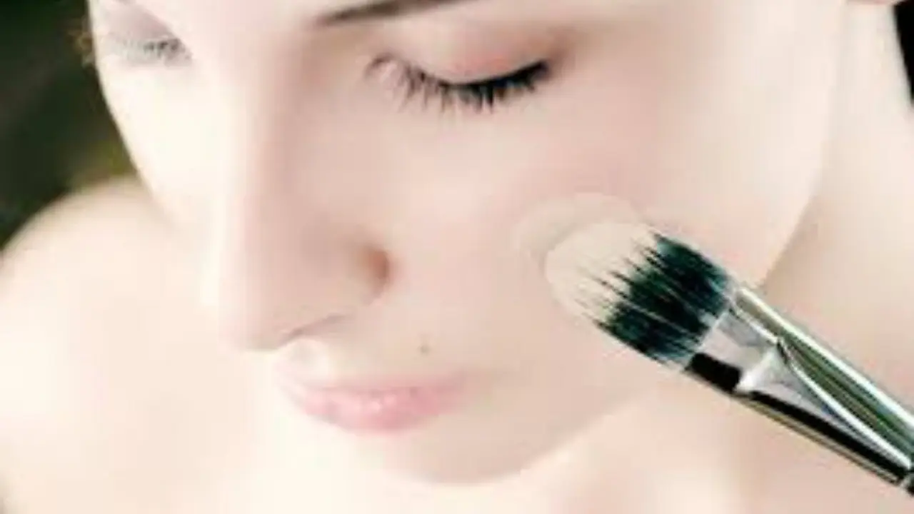 6 Tips Ini Dapat Membuat Makeup Bertahan Lebih Lama