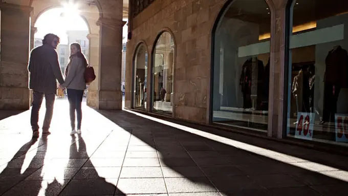 (c) shutterstock.com