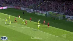 FC Koln dipastikan terdegradasi dari Bundesliga usai meraih kekalahan 2-3 dari Freiburg yang membuat mereka kini berjarak delapan ...