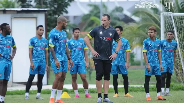 5 Potret David Da Silva Latihan Bersama Terengganu FC, Eks Persebaya Surabaya