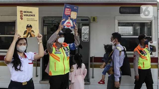 FOTO: Kampanye Pencegahan Kekerasan dan Pelecehan Seksual di KRL