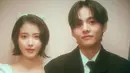 Di video klip ini, IU dan V BTS tampil menjadi sepasang pengantin. [Foto: Instagram/shinb.__1]