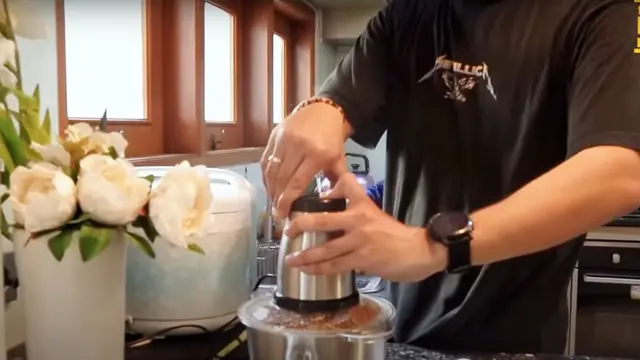 Peralatan Dapur Lengkap: Dari Kompor Hingga Chopper