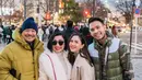 Berlibur ke Jepang di musim dingin, wajah Jessica Mila juga tidak mengaplikasikan makeup berlebih. Ia hanya menyegarkan wajah dengan lipstik tipisnya.   [@jscmila]