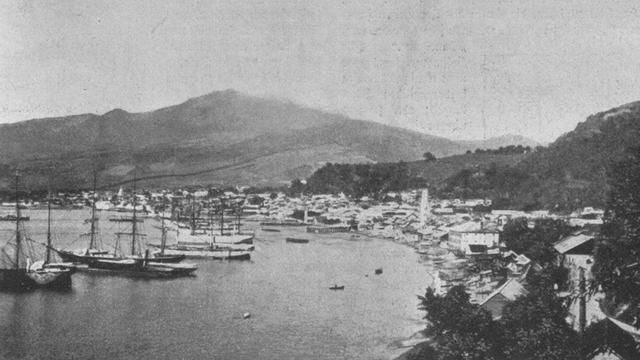Suasana kota St Pierre sebelum erupsi Gunung Pelee (Wikipedia/Public Domain)