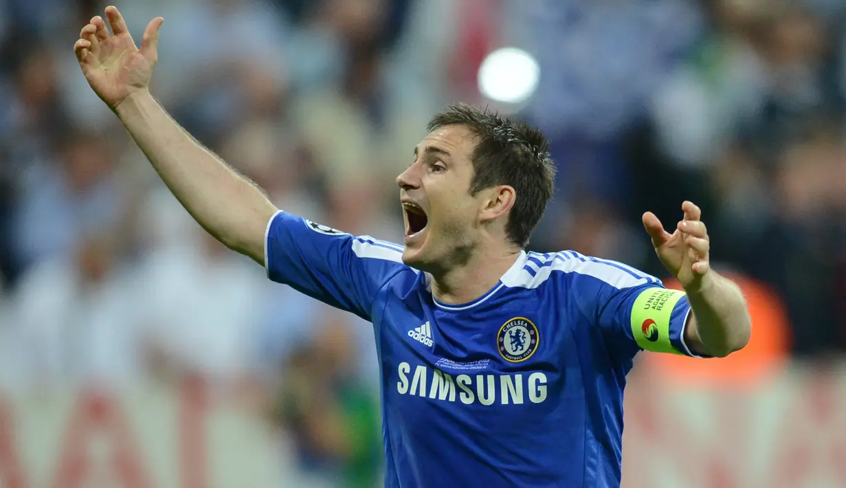 Frank Lampard. Gelandang asal Inggris yang pensiun bersama New York City pada Februari 2017 merupakan top skor sepanjang masa bagi Chelsea. Selama total 13 musim mulai 2001/2002 hingga 2013/2014 ia mampu mengoleksi 211 gol dari total 648 laga di semua ajang kompetisi. (AFP/Adrian Dennis)