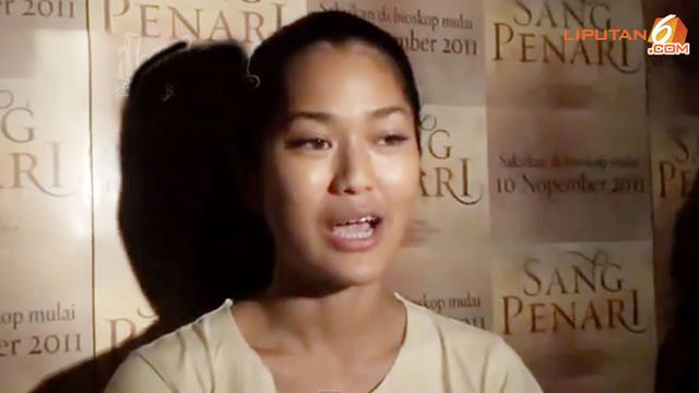 Prisia Nasution Bangga Berkebaya Showbiz Liputan6 Com