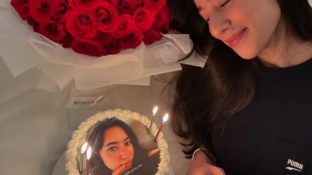 Ulang Tahun Jefri Nichol ke-26, Rangkul Kekasih Baru Ameera Khan Model Asal Malaysia. [@jefrinichol]