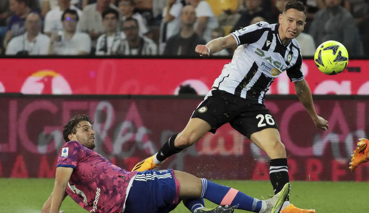 <p>Tim besutan Massimiliano Allegri tampil dominan pada paruh pertama. La Madama alias Si Nyonya unggul dengan penguasaan bola mencapai 63 persen. (Andrea Bressanutti/LaPresse via AP)</p>