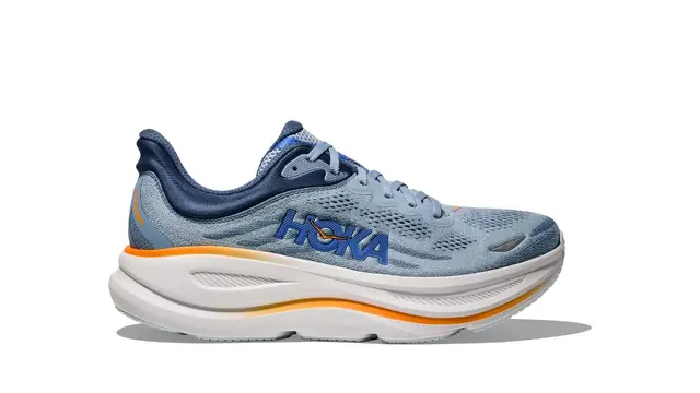 Ilustrasi sepatu/hoka Indonesia