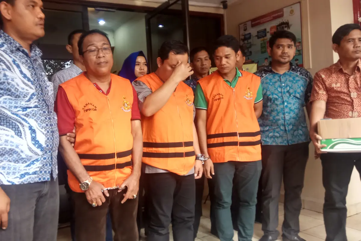 Dilema Ratusan Honorer Satpol PP, Gaji Kecil Kena Sunat Pula
