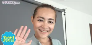 Setelah bercerai dengan Marcellino Lefrandt, Dewi Rezer terlihat aktif kembali di dunia hiburan. Apakah Dewi senang bisa kembali ke dunia hiburan?