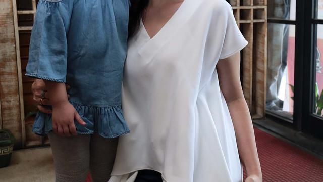 [Bintang] Astrid Tiar dan anak