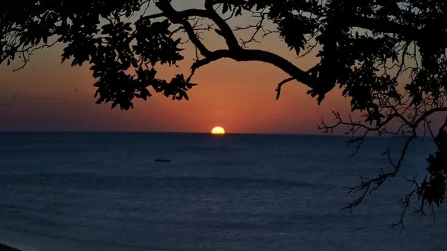 Senja di Pantai Batu Kepala Kupang