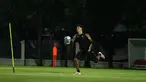 Pesepak bola Timnas Maroko U-17 mengikuti latihan resmi jelang pertandingan babak perempat final Piala Dunia U-17 2023 di Lapangan Banyuanyar, Solo, Jawa Tengah, Jumat (24/11/2023). (LOC WCU17/RKY)