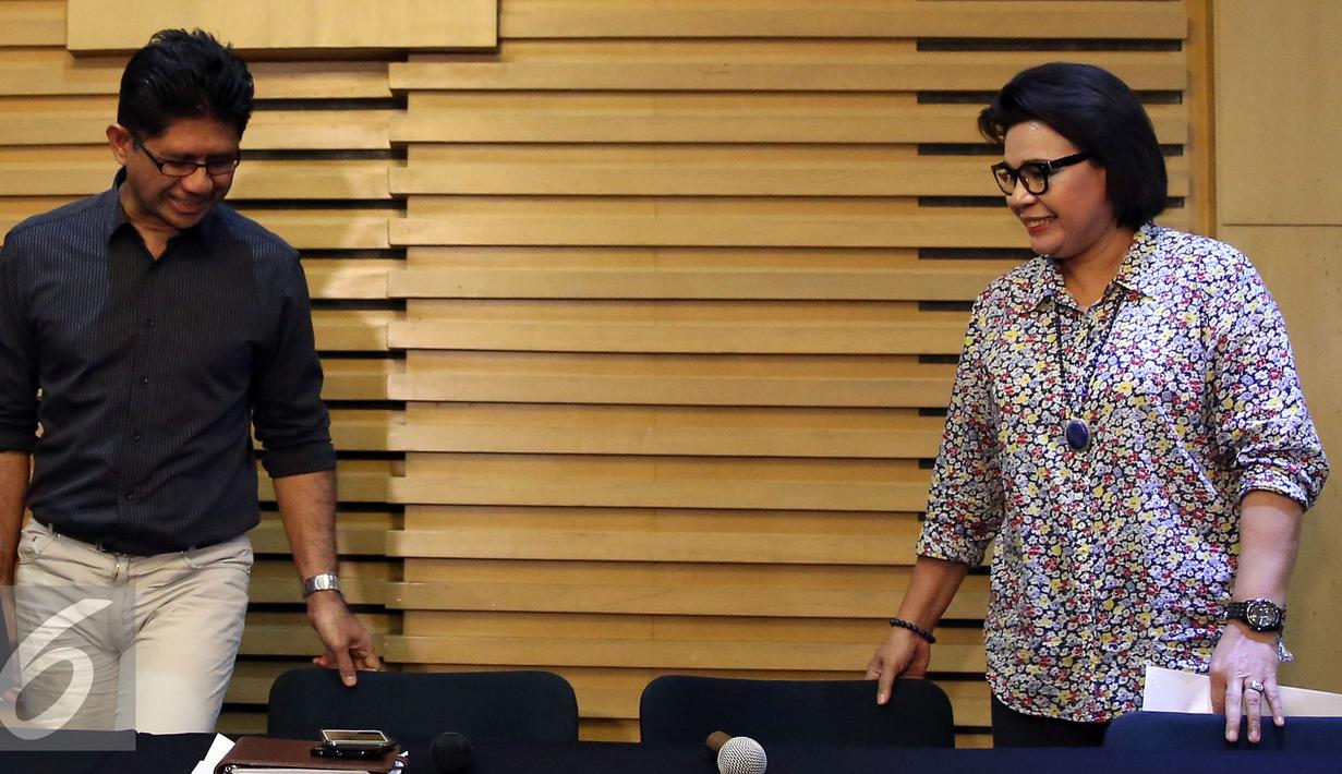 Pimpinan KPK jelang memberi keterangan pers terkait OTT Dispen Kebumen di Gedung KPK, Jakarta, Minggu (16/10). (Liputan6.com/Johan Tallo)