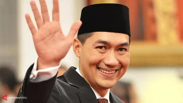 Presiden Jokowi Umumkan 6 Calon Menteri Baru, Ini Profil Singkatnya