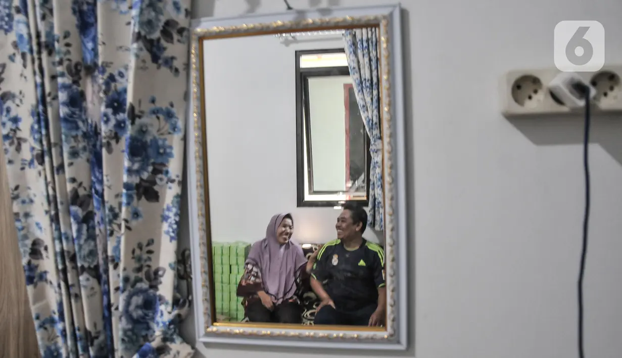 Aktivitas warga di salah satu unit rumah susun sewa (Rusunawa) Penjaringan, Jakarta Utara, Kamis (18/8/2022). Pemprov DKI Jakarta meresmikan 12 Rusunawa Baru yang tersebar di empat wilayah yang terdiri dari 33 tower dan 7.421 unit sebagai bentuk menjamin kesempatan bagi setiap warga untuk bisa mendapatkan kesejahteraan dan kebahagiaan di perkotaan lewat hunian. (merdeka.com/Iqbal S Nugroho)