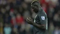 Bek Liverpool asal Prancis, Mamadou Sakho. (AFP/Oli Scarff)