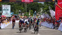 Torehan Apik Novardianto Jamalidin di Tour de Singkarak
