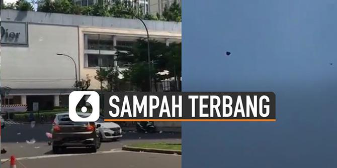 VIDEO: Viral Sampah Berterbangan di Depan Plaza Indonesia