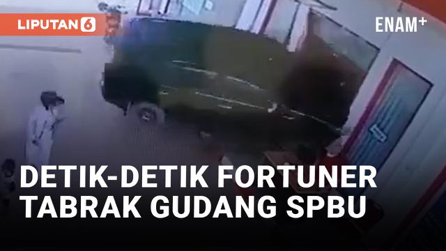 Ngeri! Toyota Fortuner Tabrak Gudang SPBU di Kutai Timur