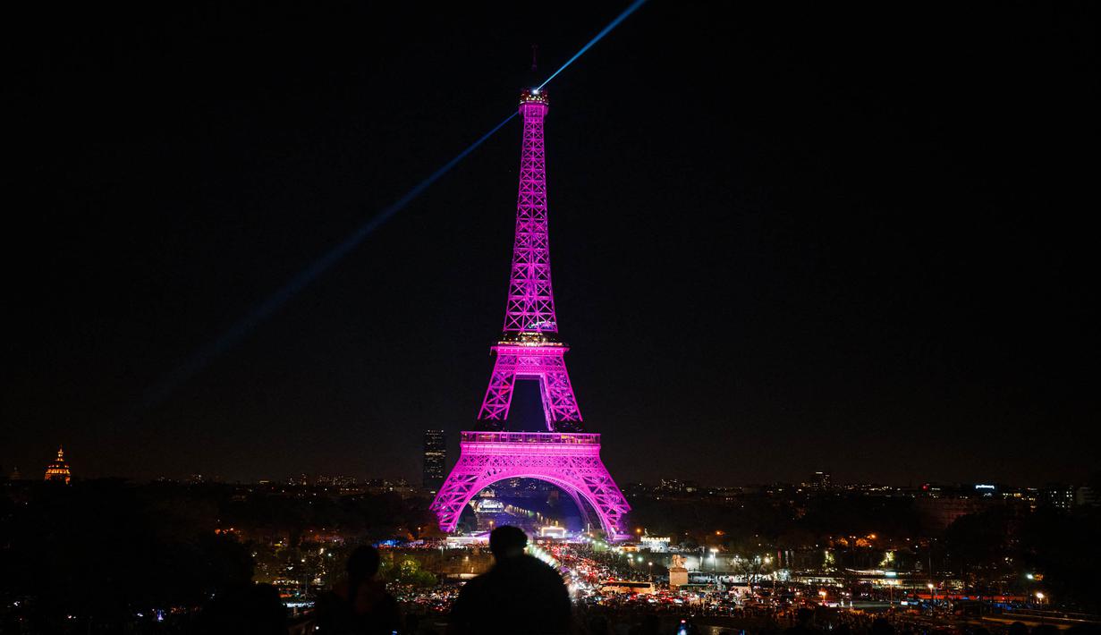 Setiap tahunnya, Oktober diperingati dengan Bulan Kesadaran Kanker Payudara sedunia (Breast Cancer Awareness Month). (Dimitar DILKOFF/AFP)