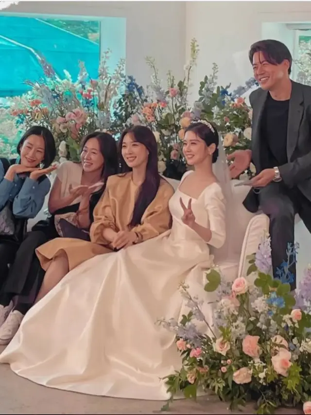 10 Momen Pernikahan Jang Nara, Resmi Dipersunting Kekasih Di Usia 41 Tahun