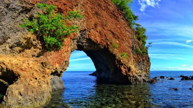 Ini Dia 10 Pantai Seksi di Ambon yang Menggoda Mata