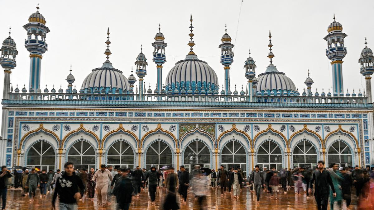 Niat Sholat Tahiyatul Masjid Jumat: Panduan Lengkap dan Tata Caranya