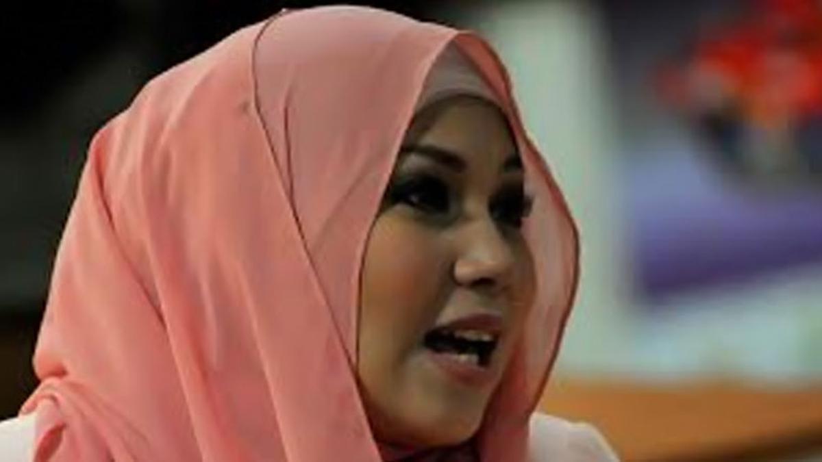 poto bugil gebby vesta 