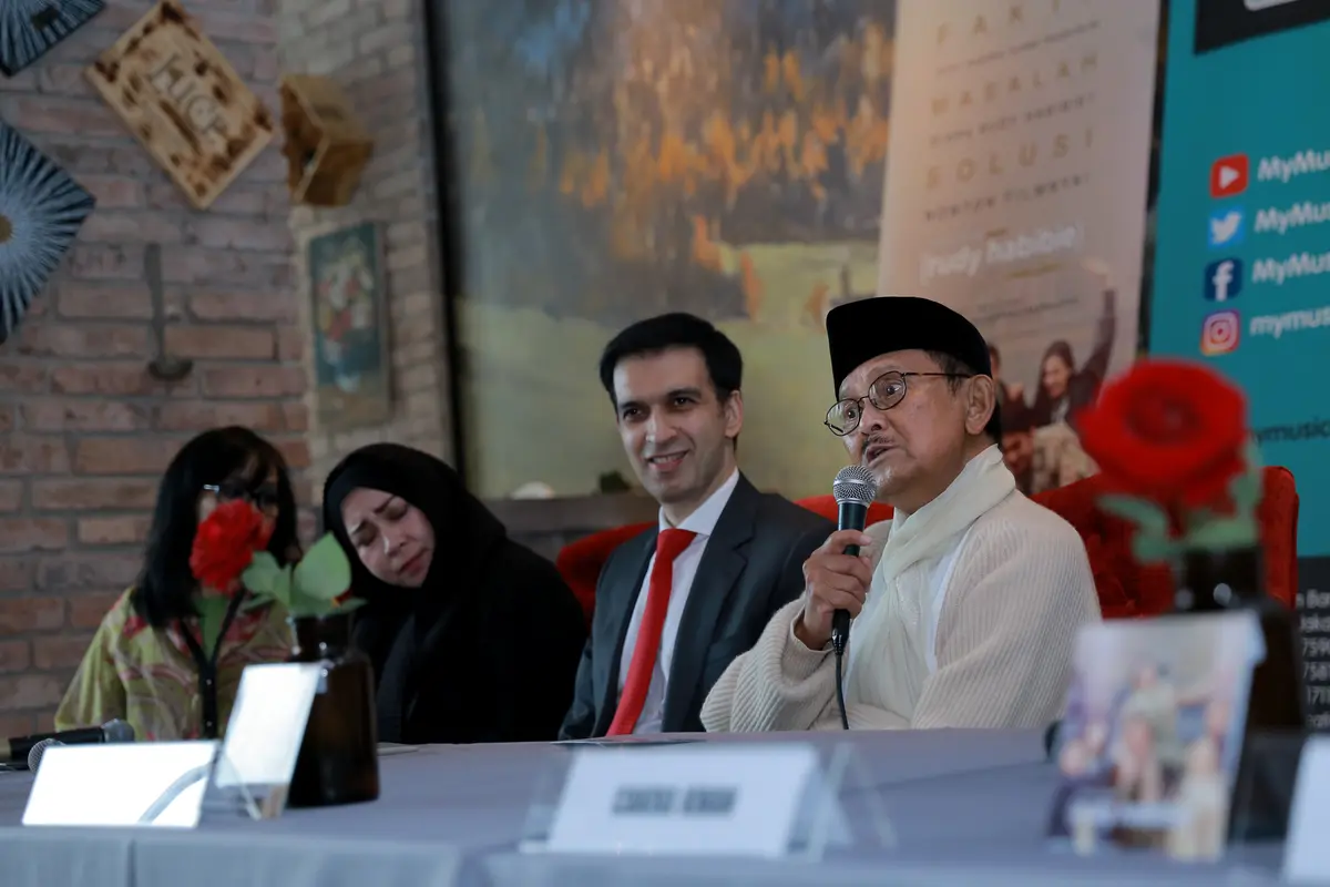[Bintang] B.J Habibie
